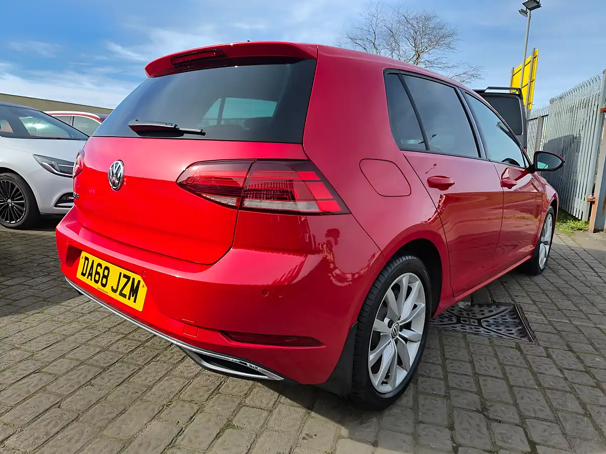 Used 2018 Volkswagen Golf GT Red - Interior and Exterior details 6