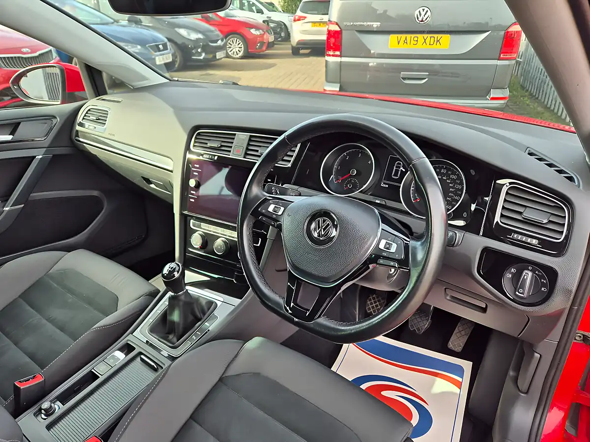 Used 2018 Volkswagen Golf GT Red - Interior and Exterior details 8