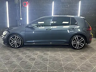 Used 2018 Volkswagen Golf Gtd Blue - Interior and Exterior details 10