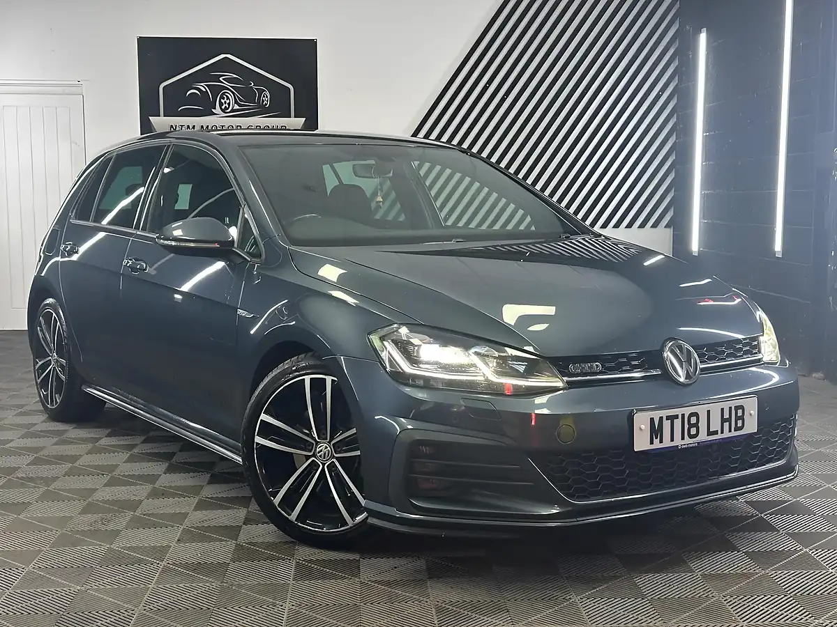 Used 2018 Volkswagen Golf Gtd Blue - Interior and Exterior details 2