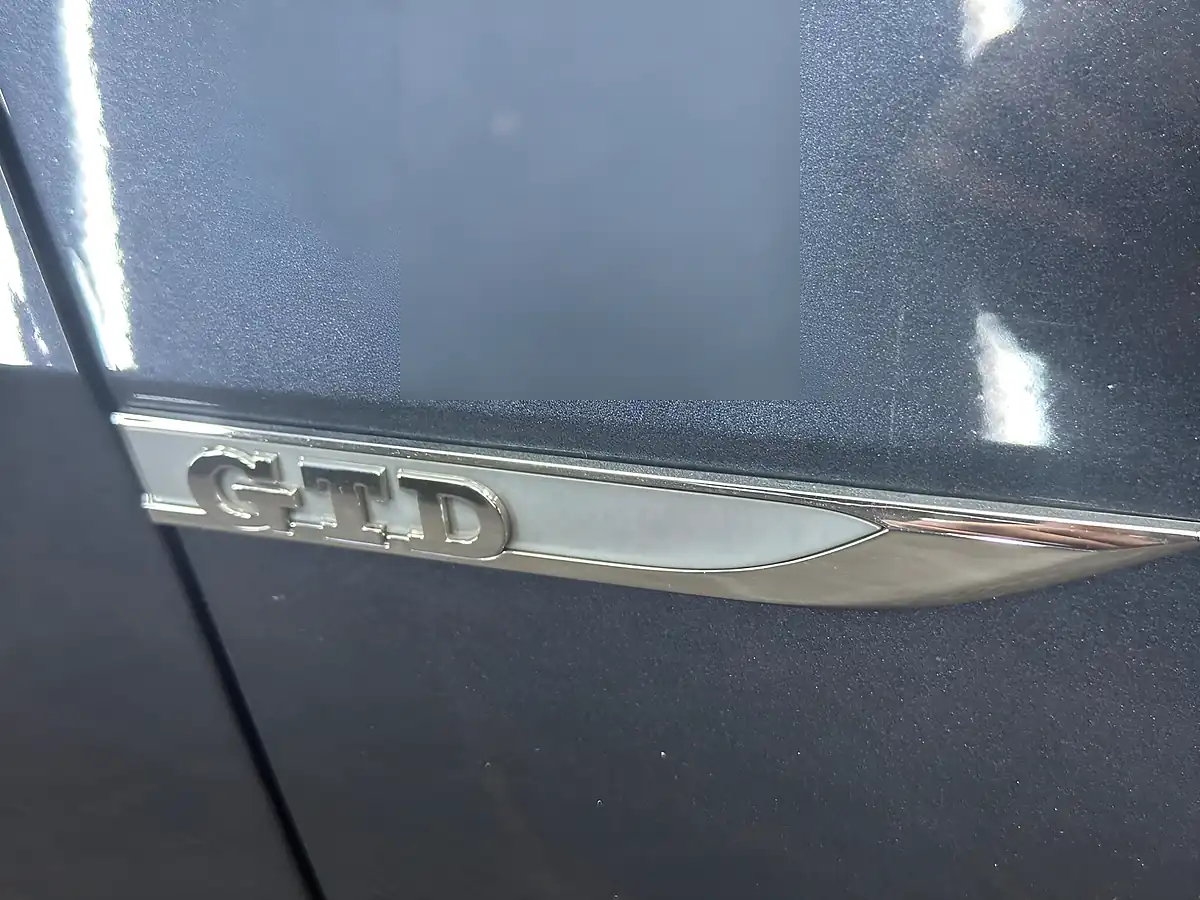 Used 2018 Volkswagen Golf Gtd Blue - Interior and Exterior details 20