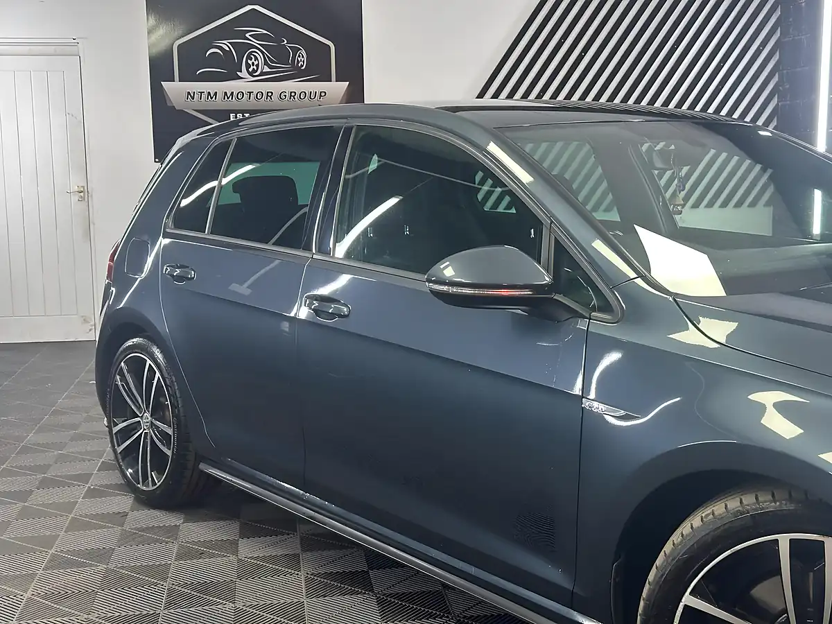 Used 2018 Volkswagen Golf Gtd Blue - Interior and Exterior details 4