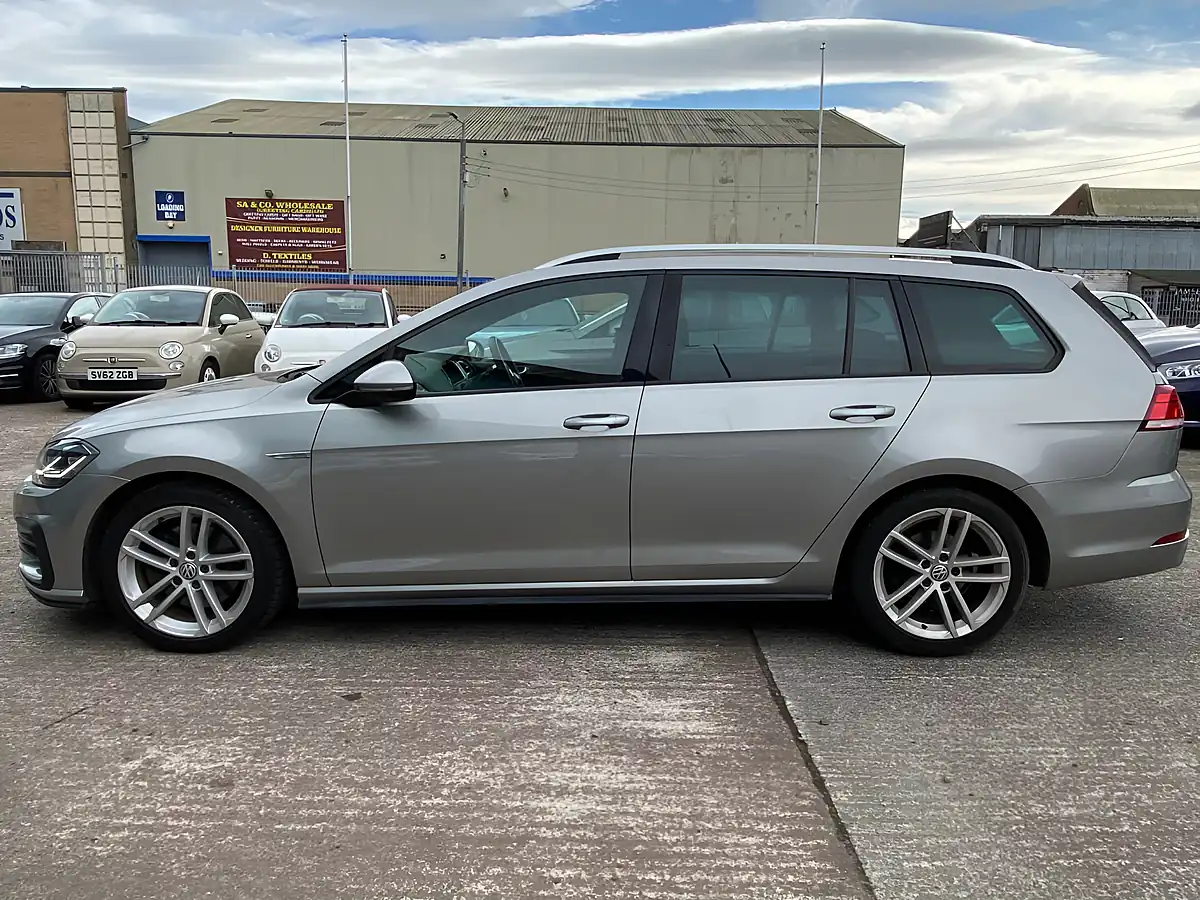 Used 2018 Volkswagen Golf Gtd Blueline Silver - Interior and Exterior details 6