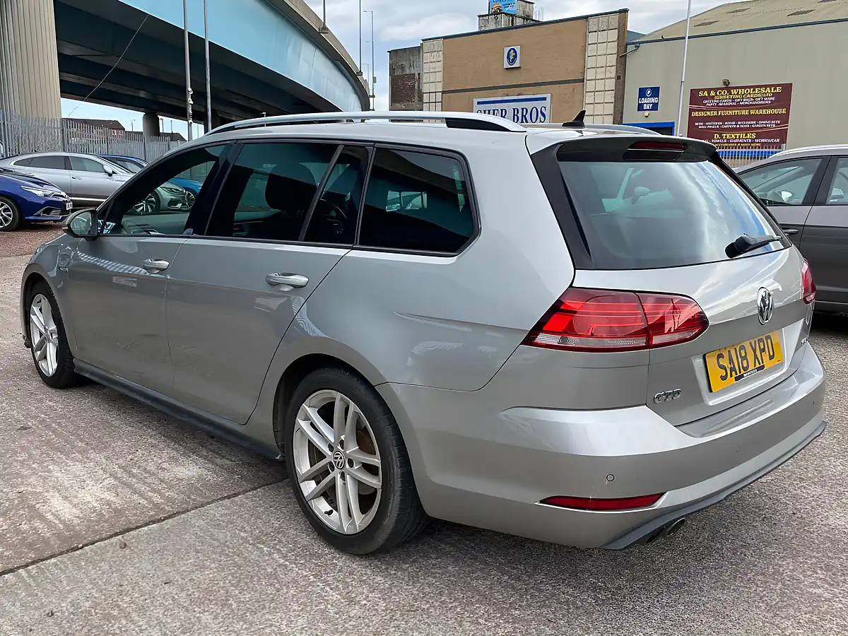 Used 2018 Volkswagen Golf Gtd Blueline Silver - Interior and Exterior details 7