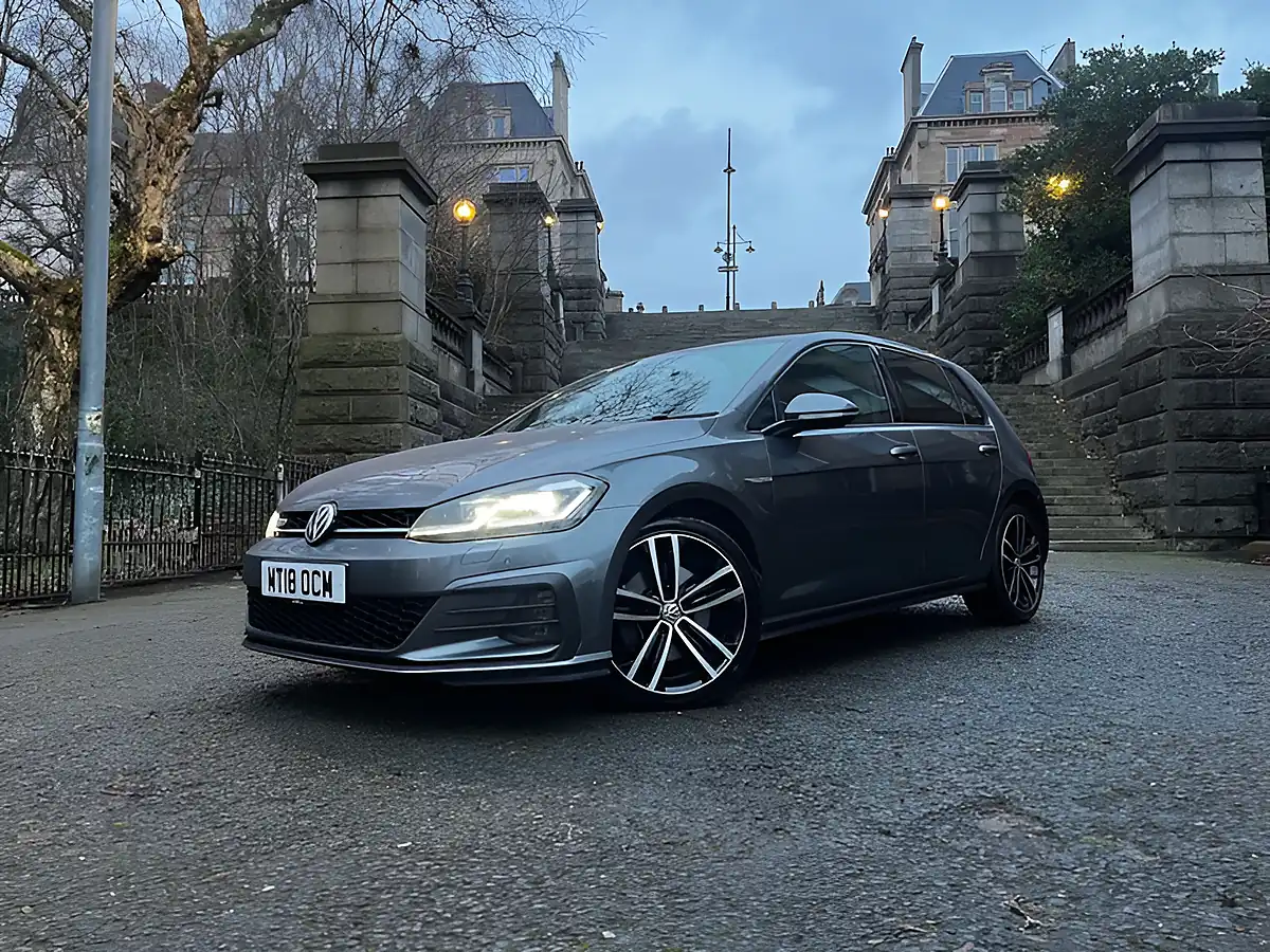 Used 2018 Volkswagen Golf Gtd Grey - Front View