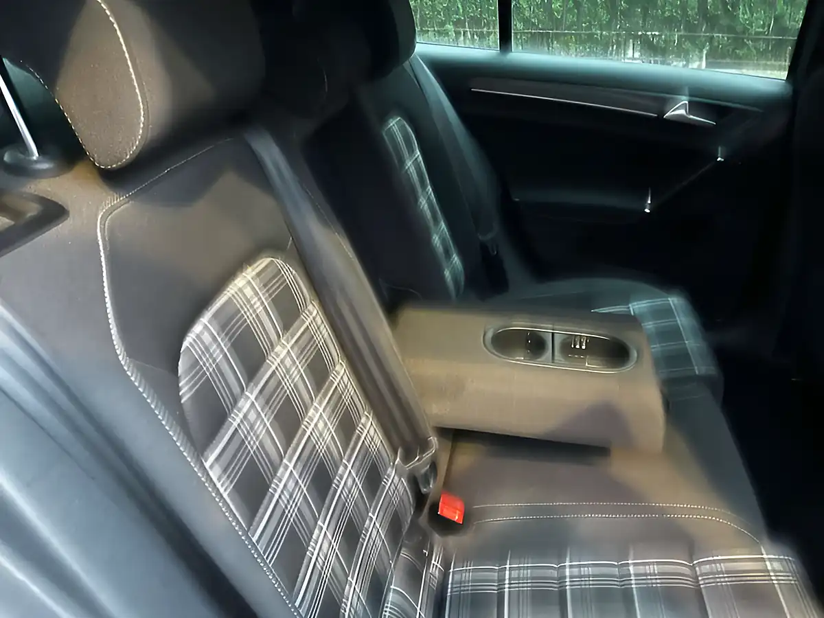 Used 2018 Volkswagen Golf Gtd Grey - Interior and Exterior details 15