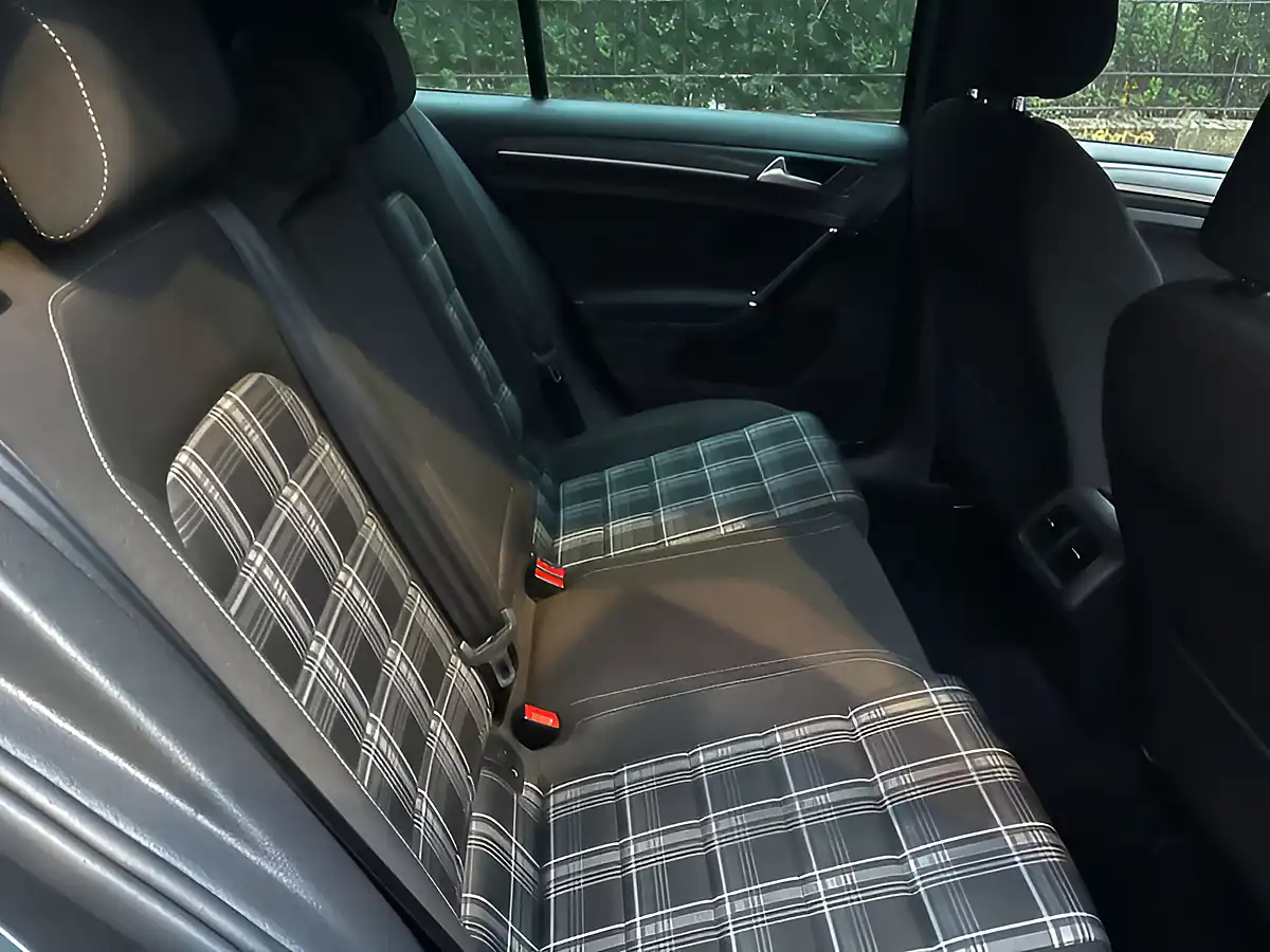 Used 2018 Volkswagen Golf Gtd Grey - Interior and Exterior details 16