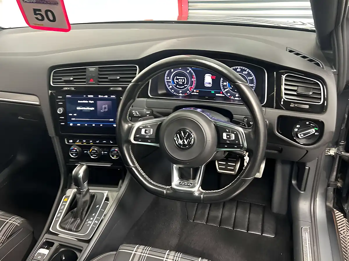 Used 2018 Volkswagen Golf Gtd Grey - Interior and Exterior details 13