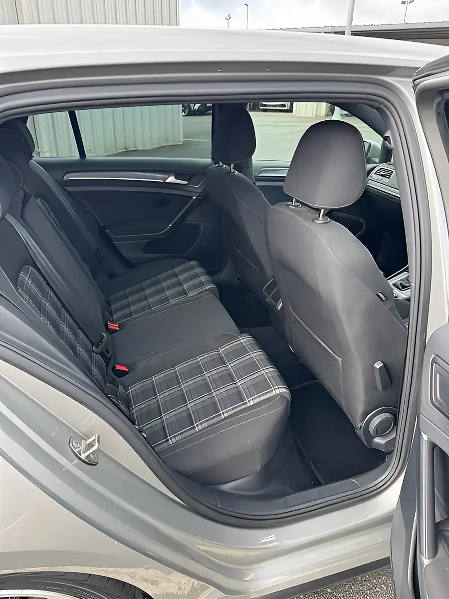 Used 2018 Volkswagen Golf Gtd Silver - Interior and Exterior details 5
