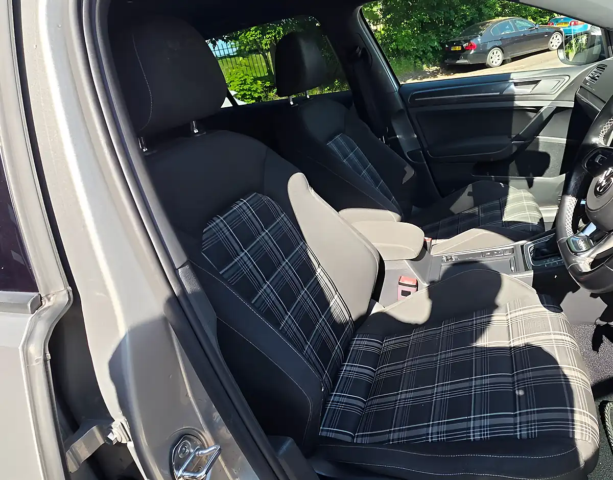 Used 2018 Volkswagen Golf Gtd Silver - Interior and Exterior details 15