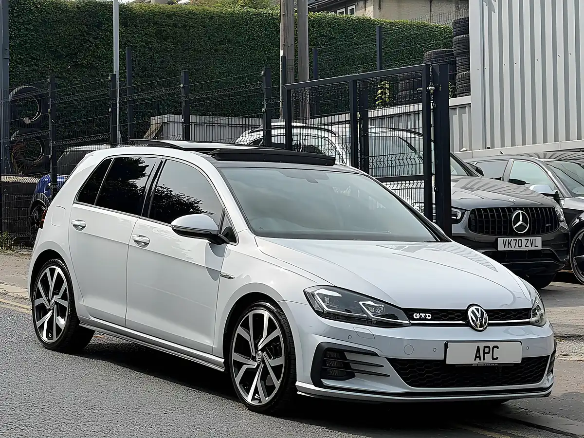 Used 2018 Volkswagen Golf Gtd Silver - Interior and Exterior details 10