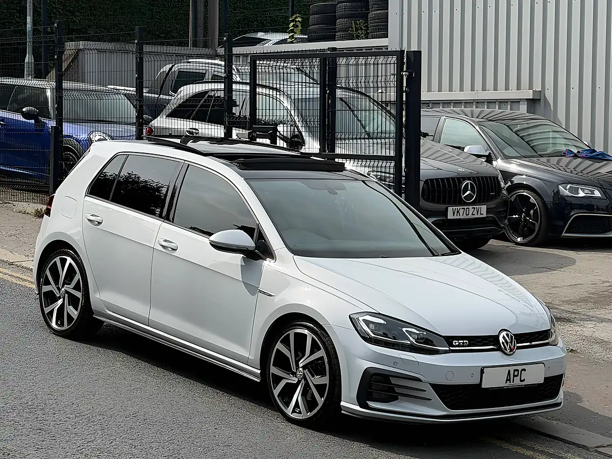 Used 2018 Volkswagen Golf Gtd Silver - Interior and Exterior details 11