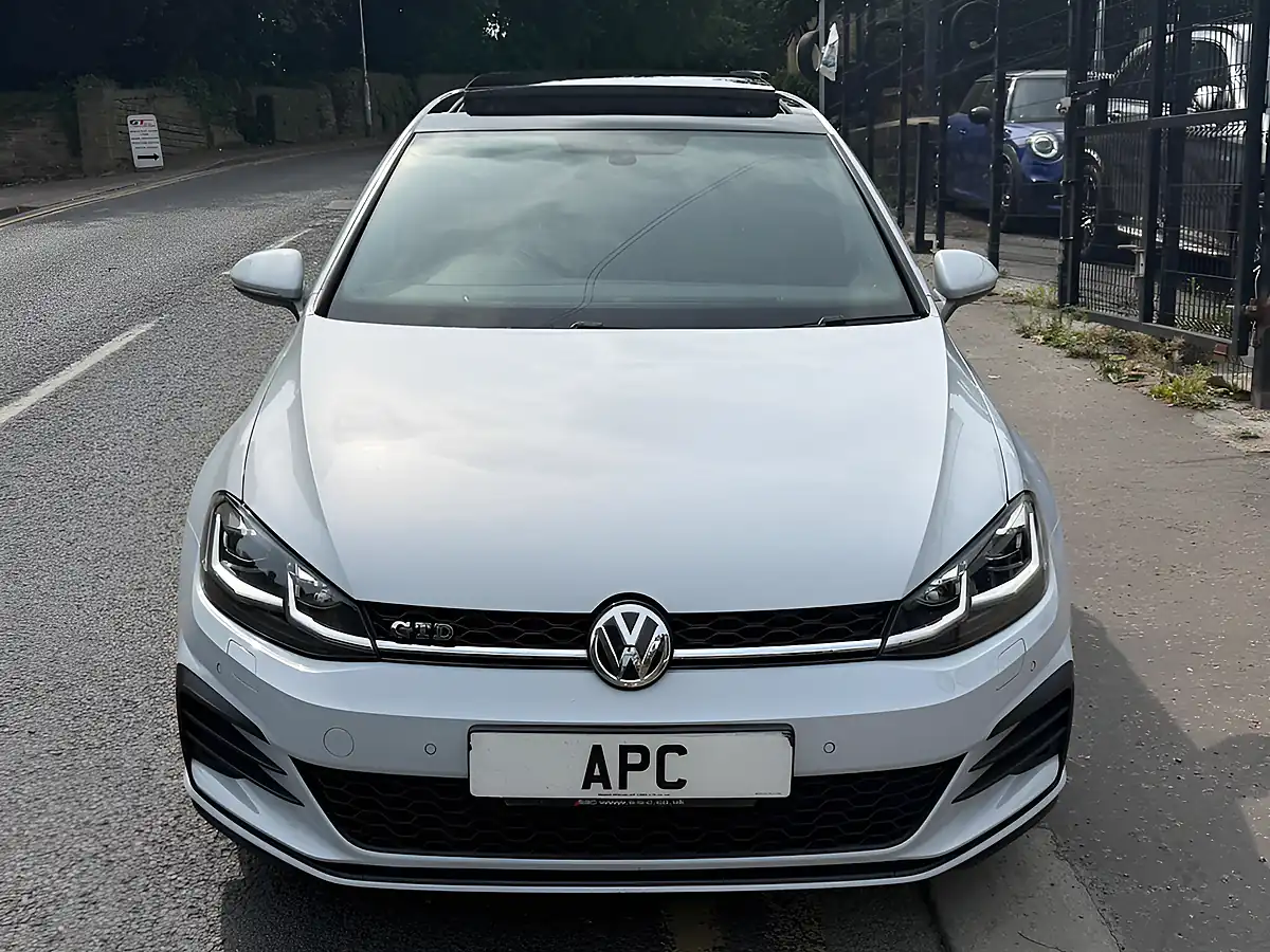 Used 2018 Volkswagen Golf Gtd Silver - Interior and Exterior details 8