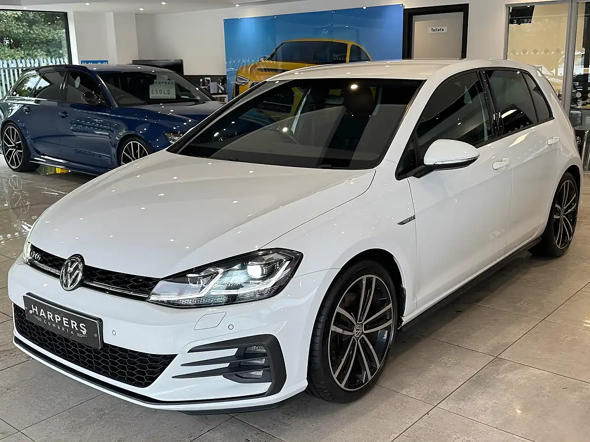 Used 2018 Volkswagen Golf Gtd White - Interior and Exterior details 15