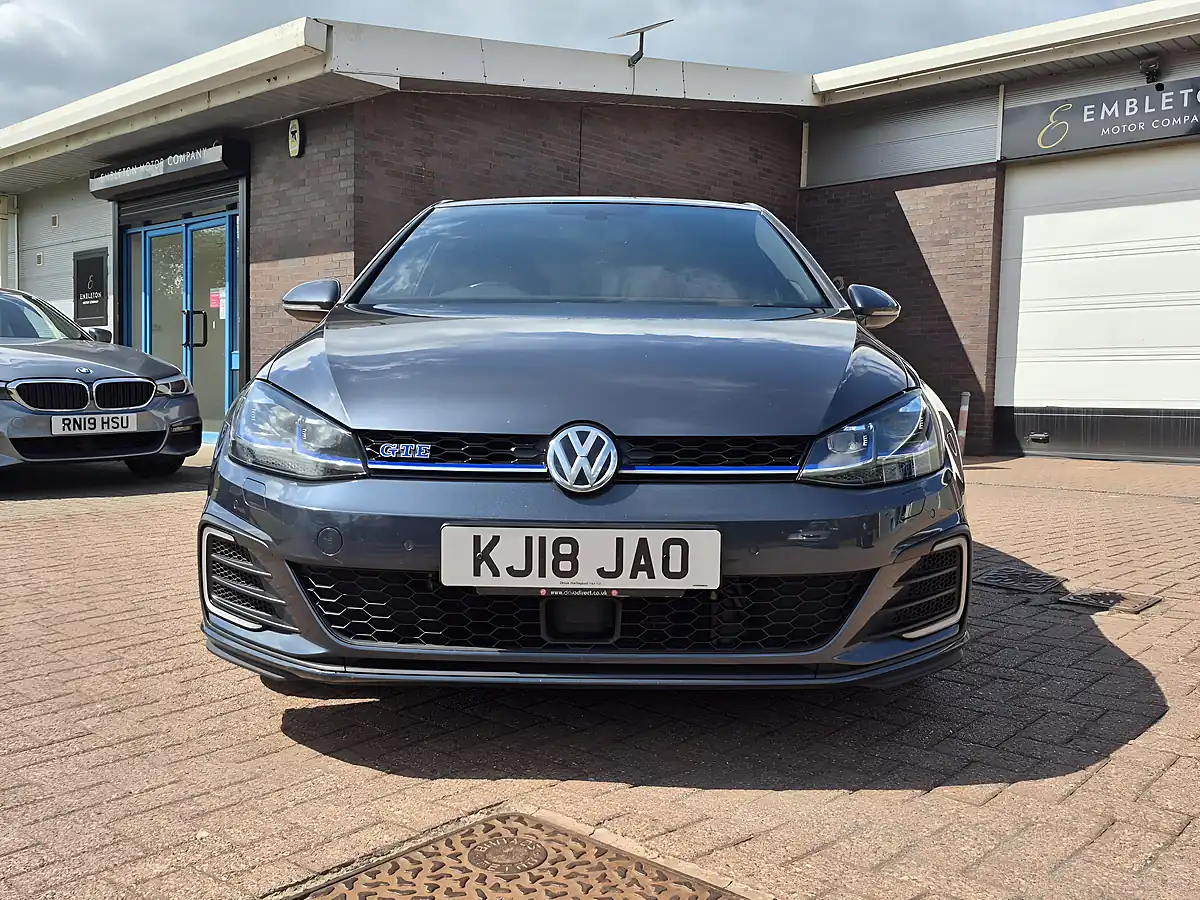 Used 2018 Volkswagen Golf Gte Advance Blue - Interior and Exterior details 10