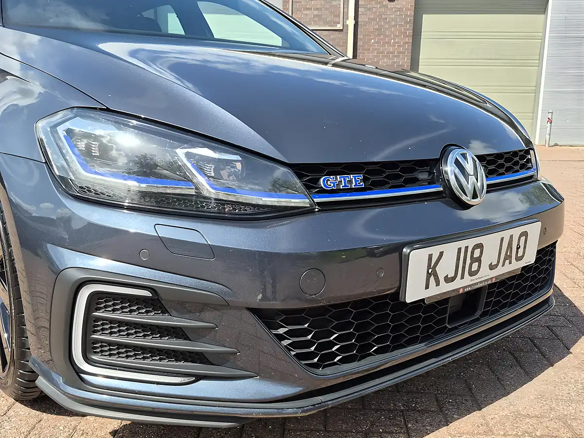 Used 2018 Volkswagen Golf Gte Advance Blue - Interior and Exterior details 12