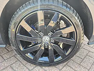 Used 2018 Volkswagen Golf Gte Advance Blue - Interior and Exterior details 15
