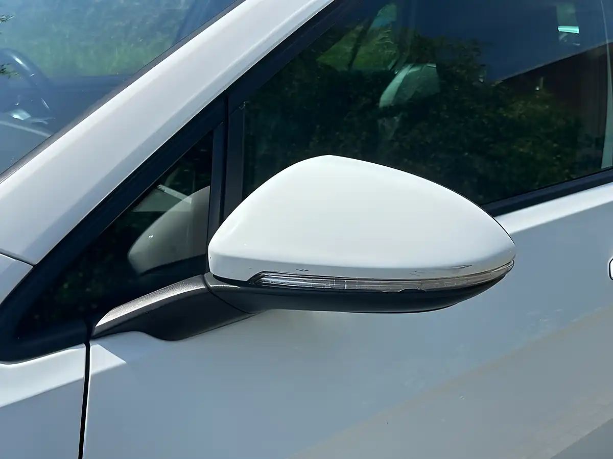 Used 2018 Volkswagen Golf Gte Advance White - Interior and Exterior details 10