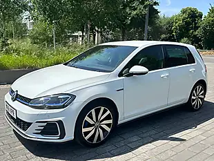 Used 2018 Volkswagen Golf Gte Advance White - Interior and Exterior details 13