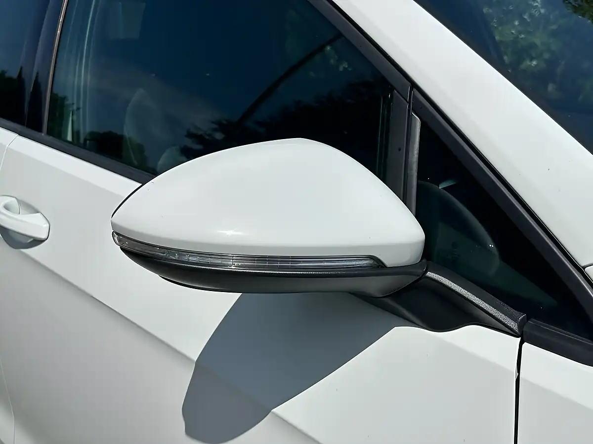 Used 2018 Volkswagen Golf Gte Advance White - Interior and Exterior details 6