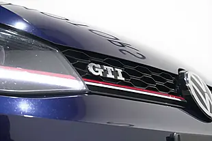 Used 2018 Volkswagen Golf GTI Atlantic Blue - Interior and Exterior details 15