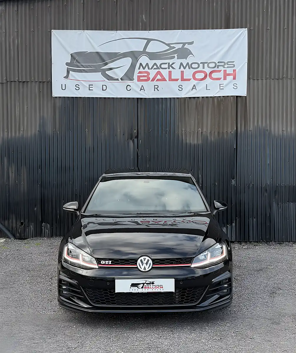 Used 2018 Volkswagen Golf GTI Black - Interior and Exterior details 10