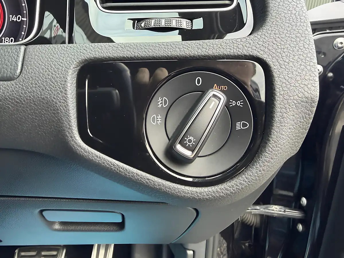 Used 2018 Volkswagen Golf GTI Black - Interior and Exterior details 18