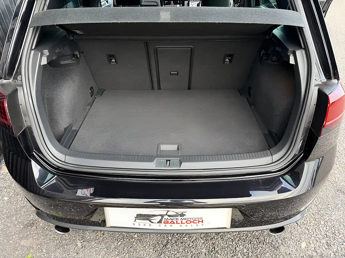Used 2018 Volkswagen Golf GTI Black - Interior and Exterior details 20
