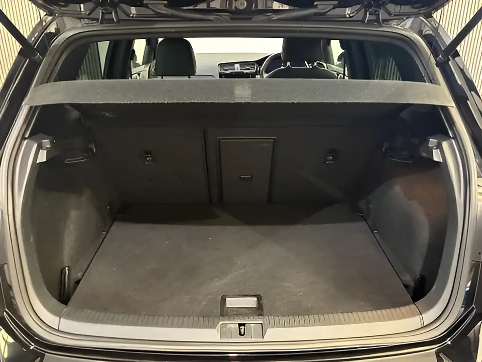 Used 2018 Volkswagen Golf GTI Black - Interior and Exterior details 17
