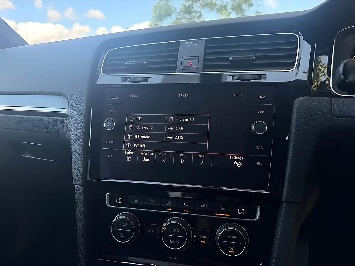 Used 2018 Volkswagen Golf GTI Blue - Interior and Exterior details 17