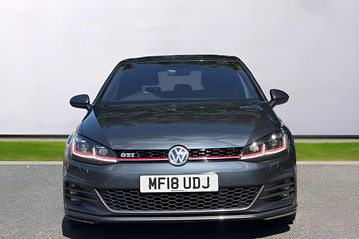 Used 2018 Volkswagen Golf GTI Blue - Interior and Exterior details 3