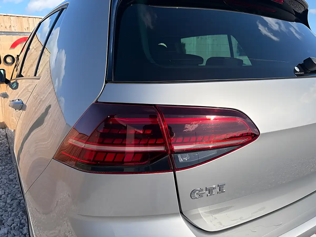 Used 2018 Volkswagen Golf GTI Gold - Interior and Exterior details 11
