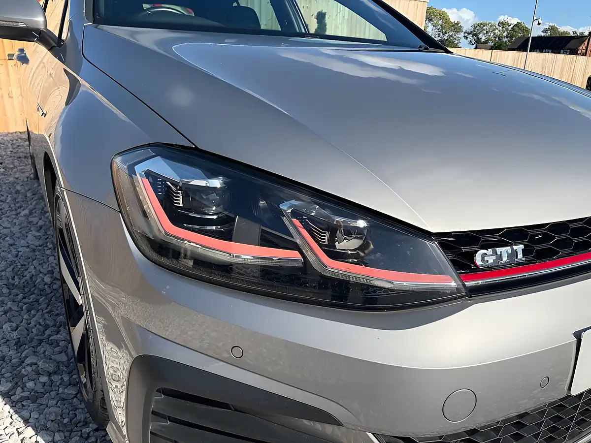 Used 2018 Volkswagen Golf GTI Gold - Interior and Exterior details 7