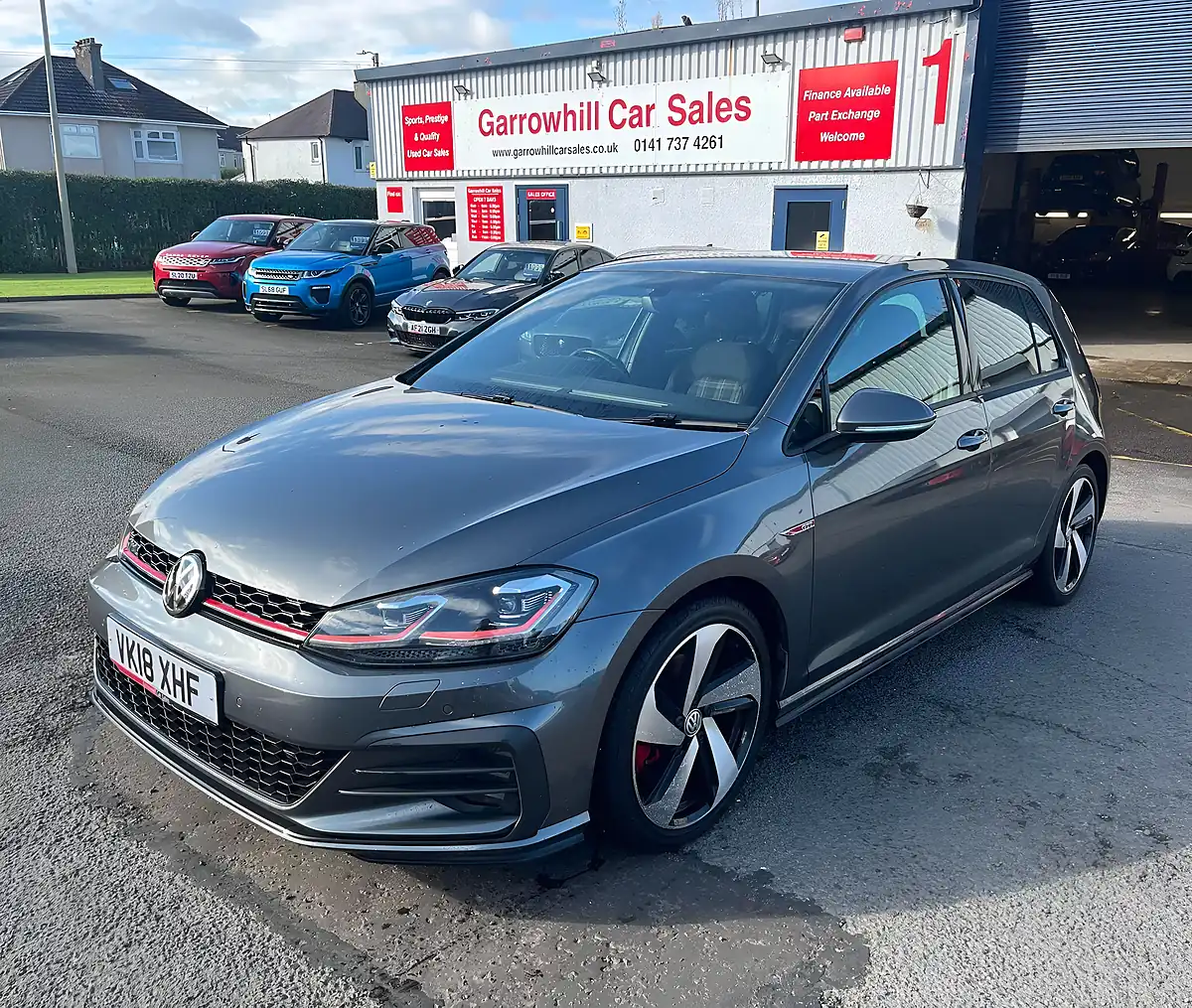 Used 2018 Volkswagen Golf GTI Grey - Front View