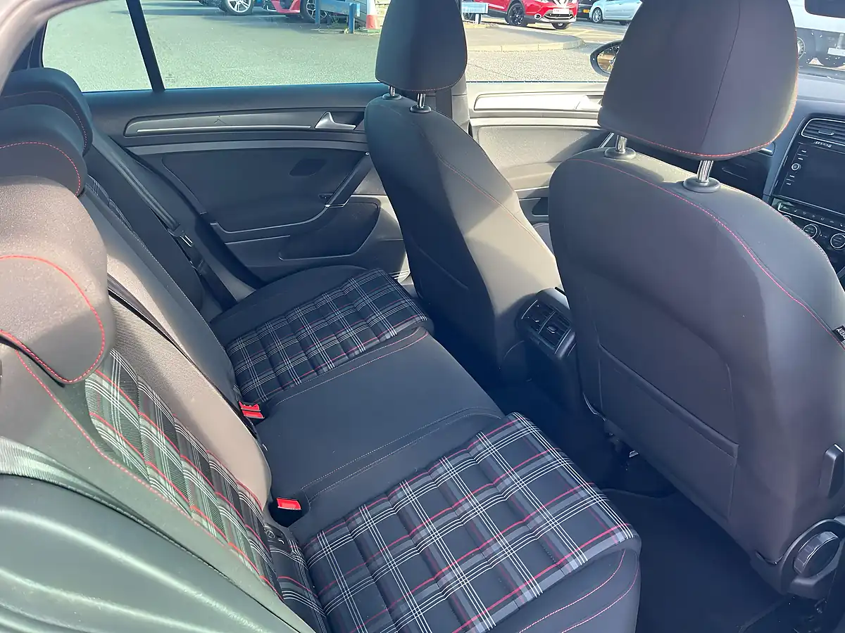 Used 2018 Volkswagen Golf GTI Grey - Interior and Exterior details 15