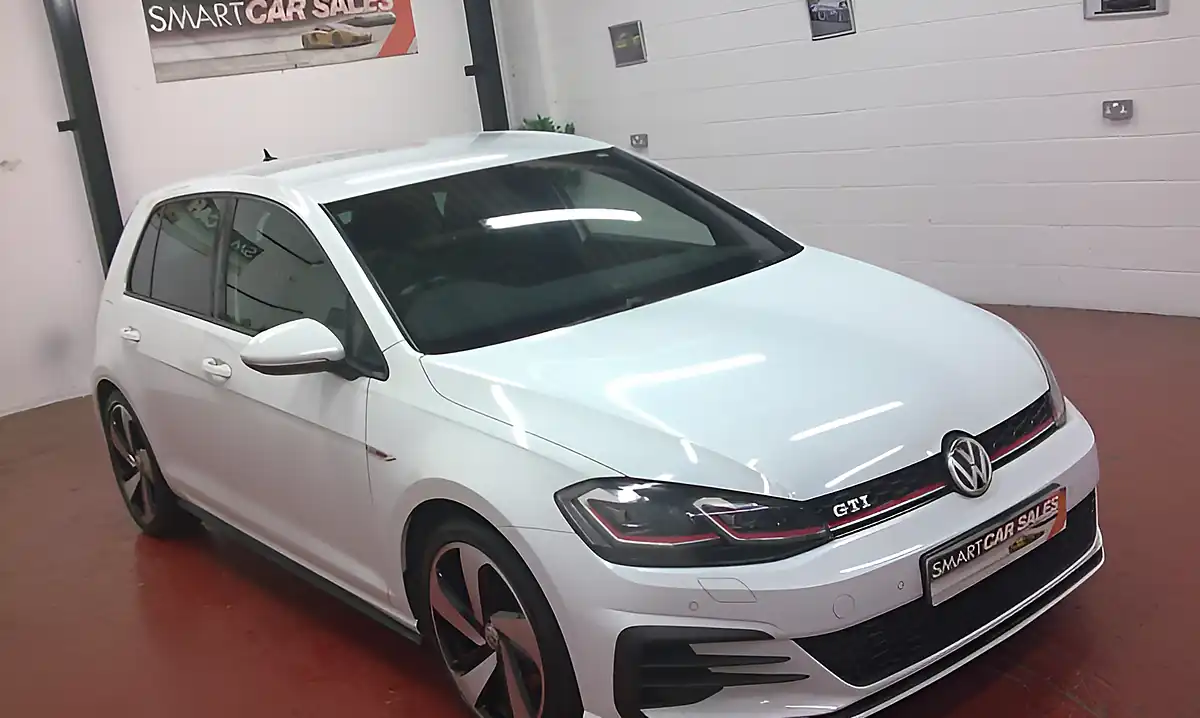 Used 2018 Volkswagen Golf GTI MK7.5 Pure White - Interior and Exterior details 2