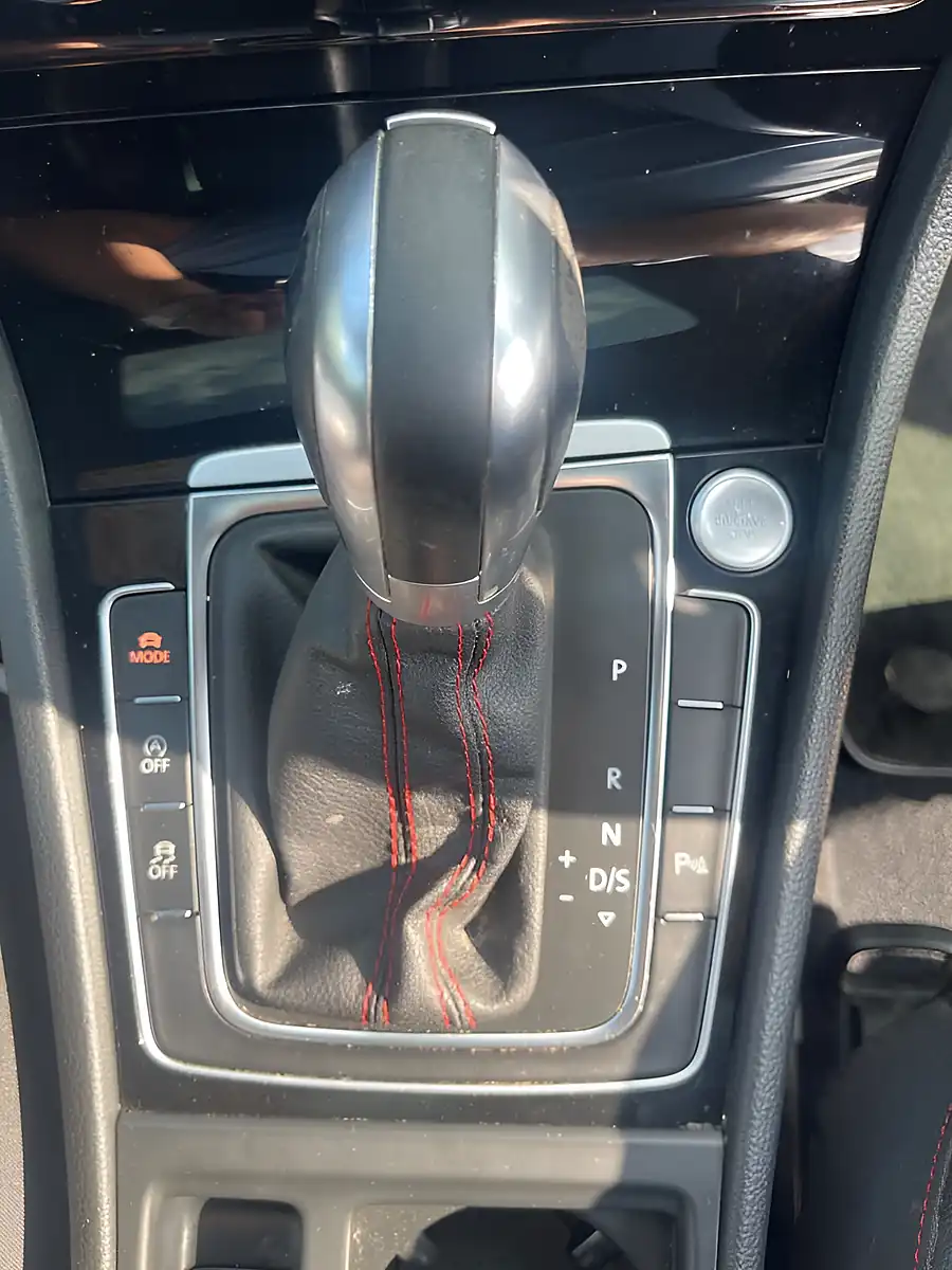 Used 2018 Volkswagen Golf GTI Performance Black - Interior and Exterior details 15