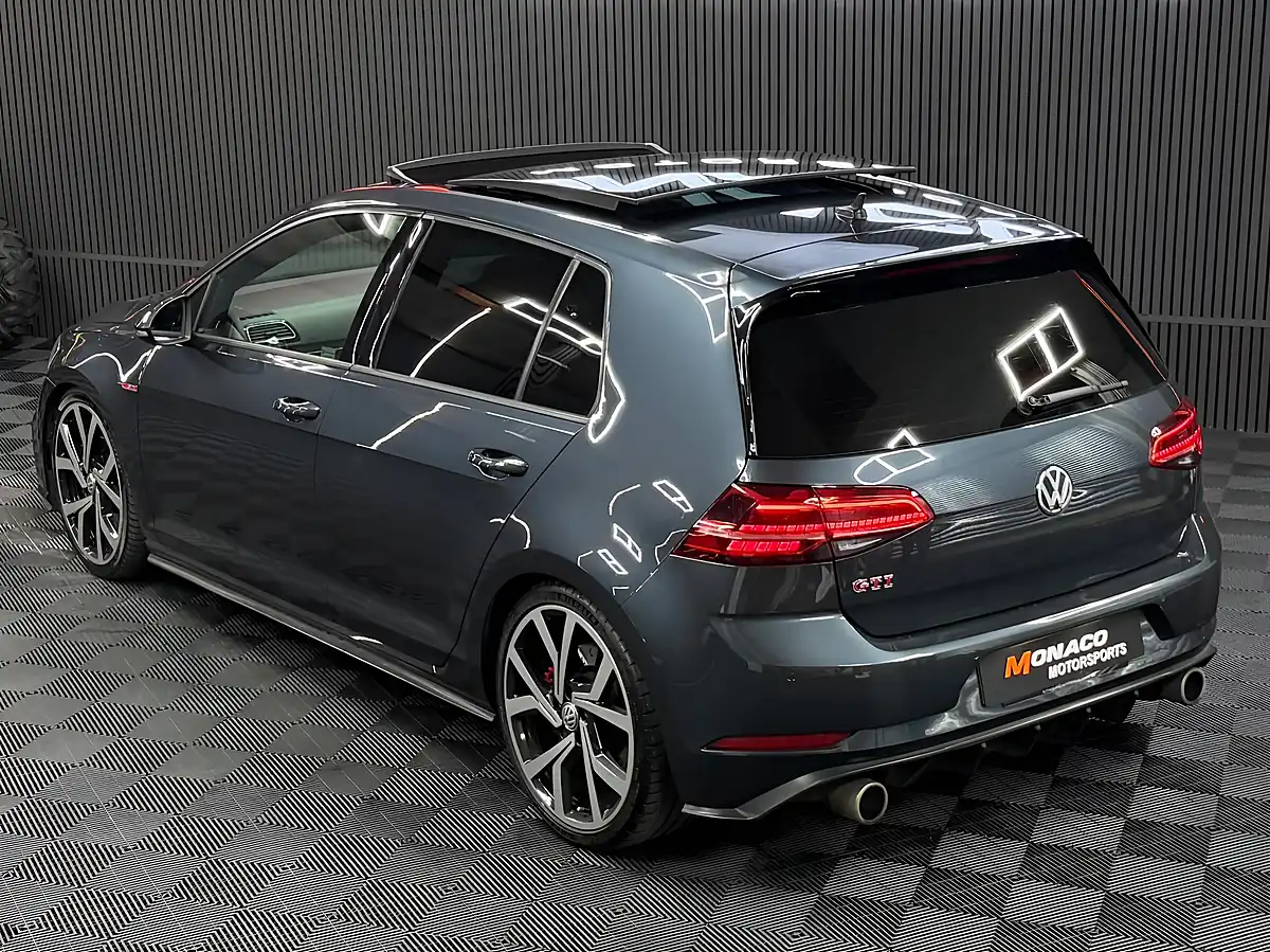 Used 2018 Volkswagen Golf GTI Performance Blue - Interior and Exterior details 4