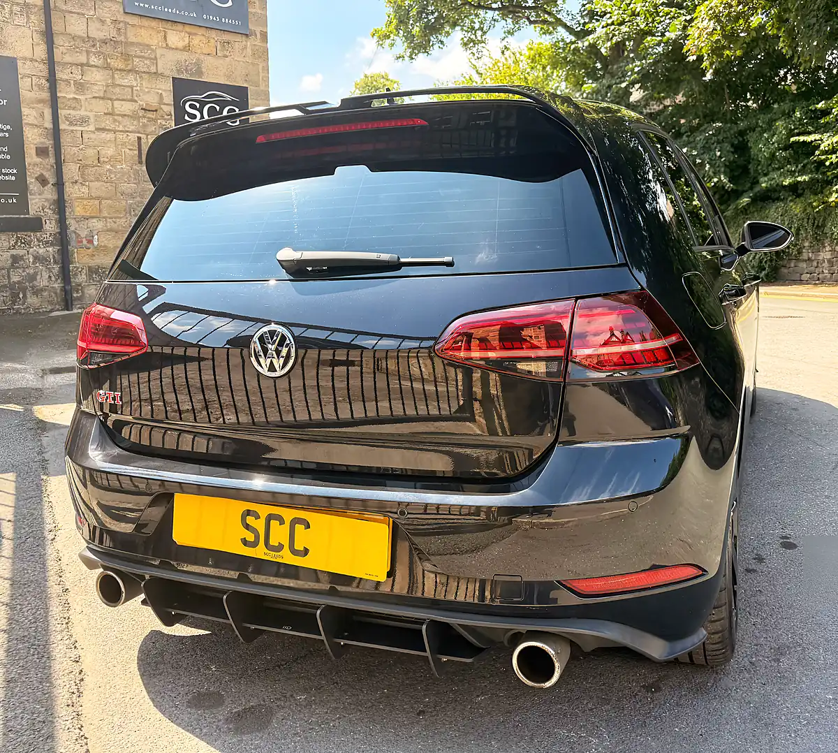 Used 2018 Volkswagen Golf GTI Performance Deep Black Pearl - Interior and Exterior details 10