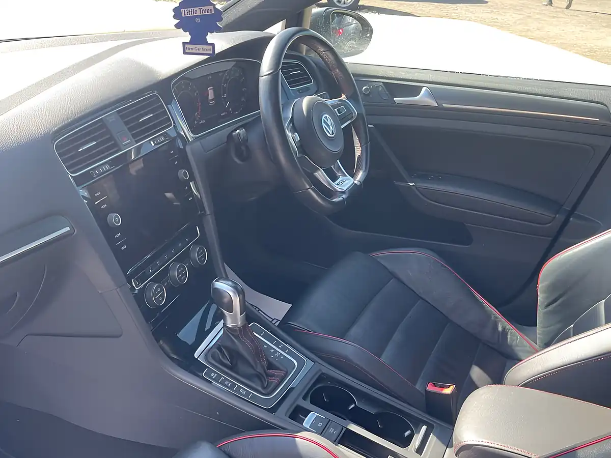 Used 2018 Volkswagen Golf GTI Performance Grey - Interior and Exterior details 16