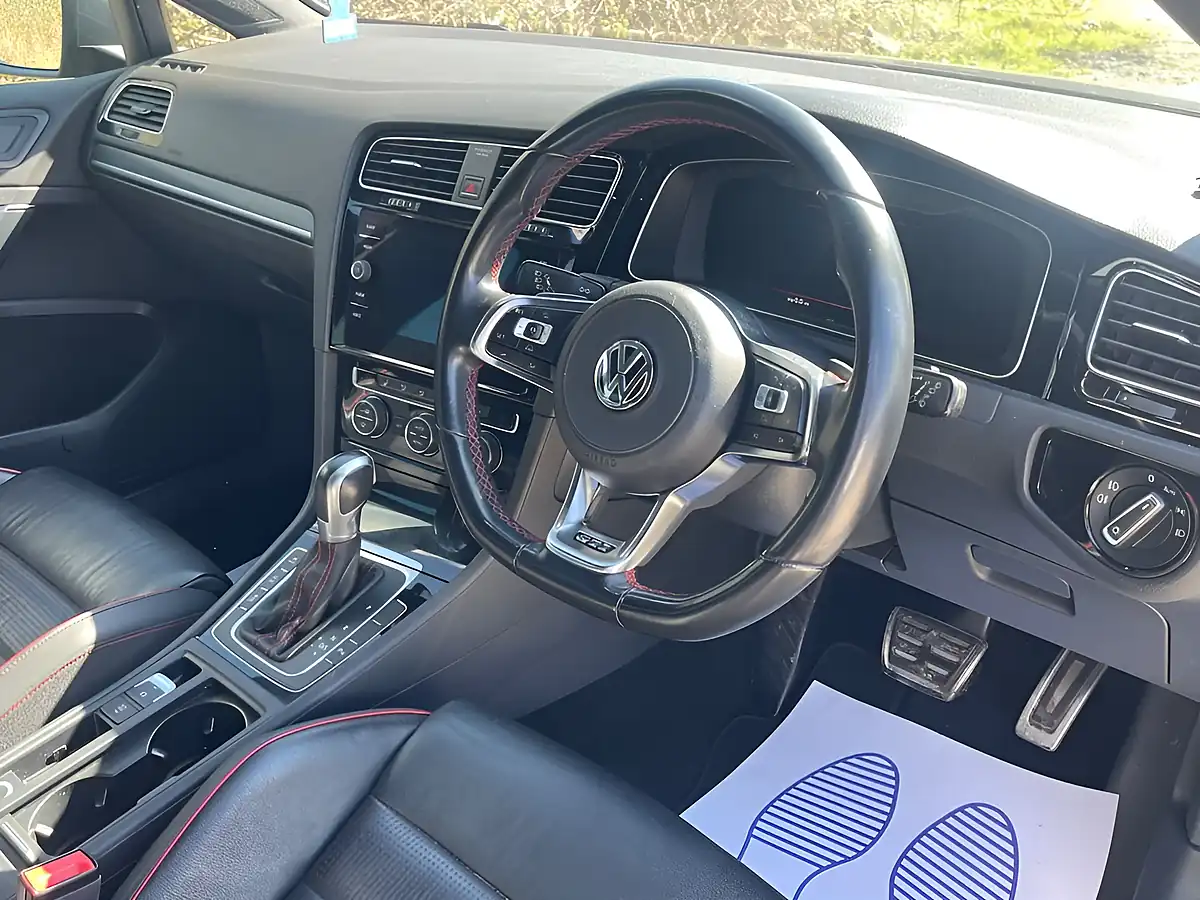Used 2018 Volkswagen Golf GTI Performance Grey - Interior and Exterior details 17