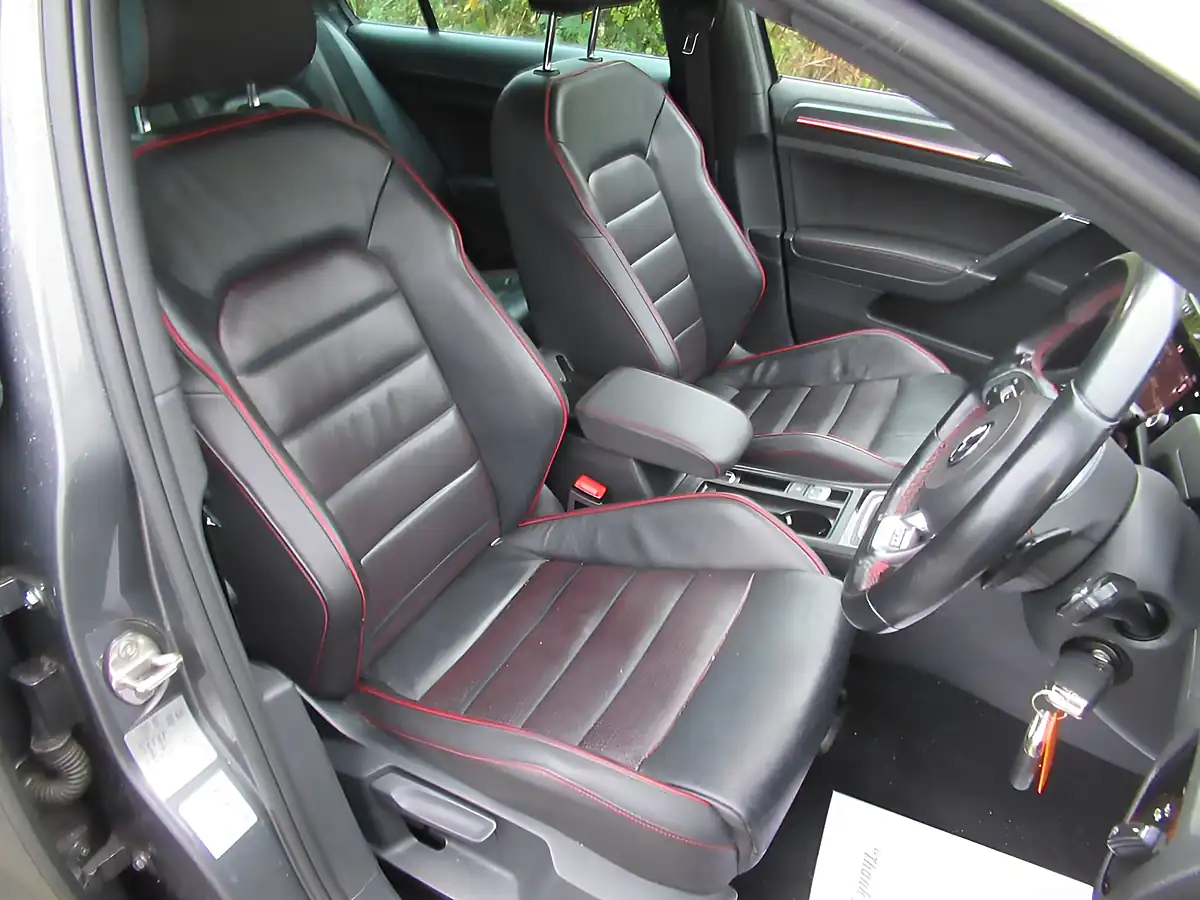 Used 2018 Volkswagen Golf GTI Performance Grey - Interior and Exterior details 7