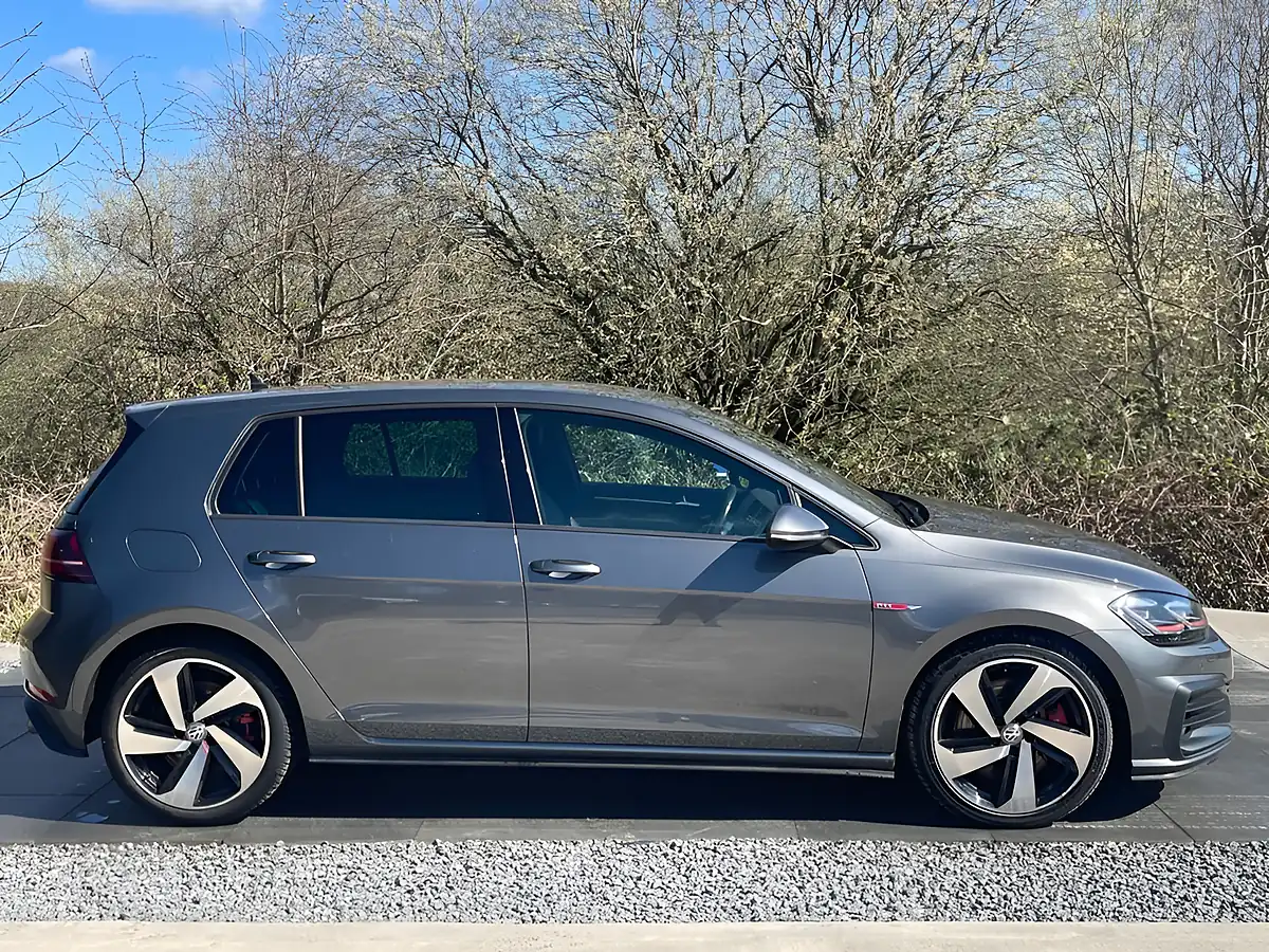 Used 2018 Volkswagen Golf GTI Performance Grey - Interior and Exterior details 8