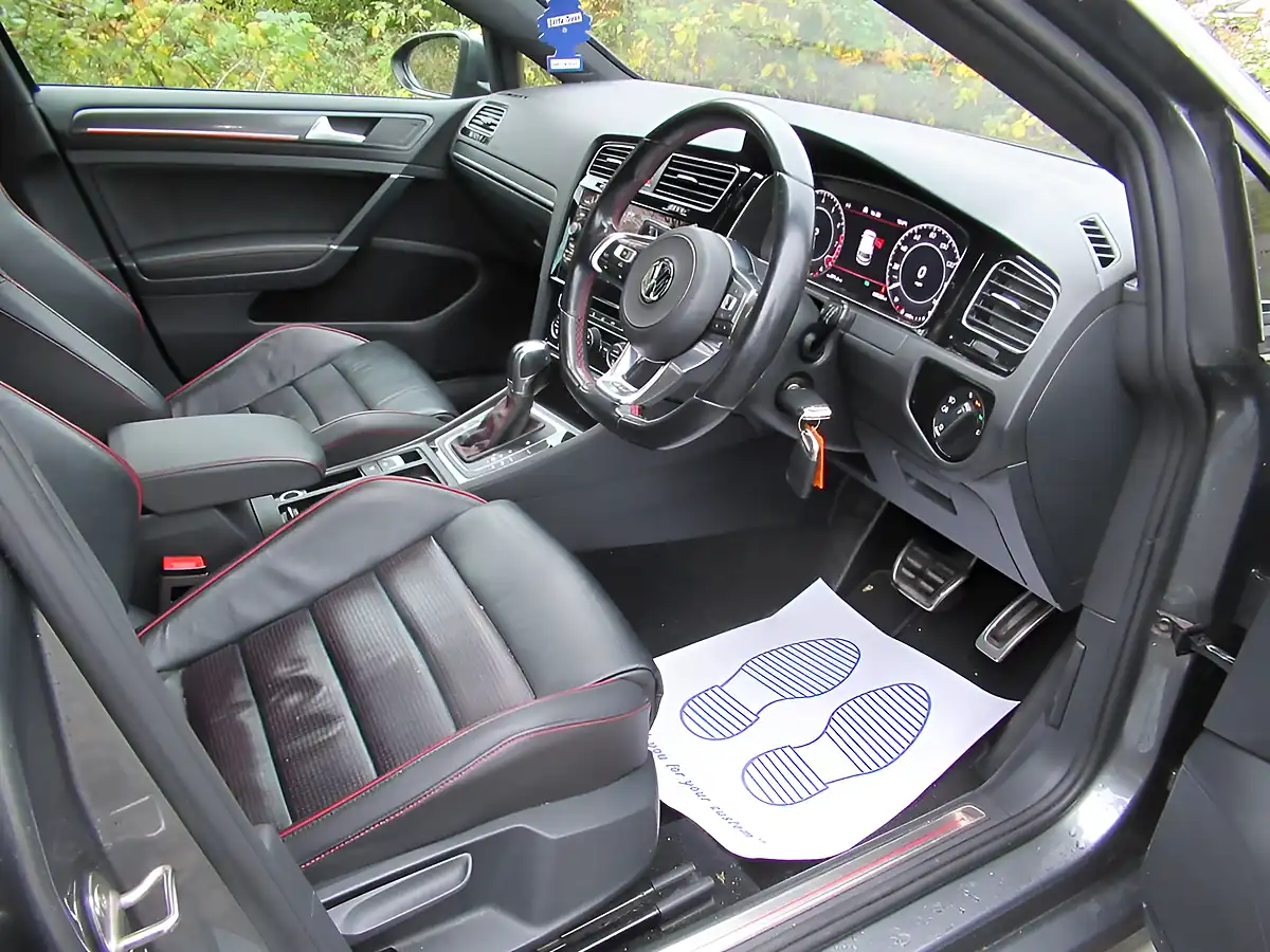 Used 2018 Volkswagen Golf GTI Performance Grey - Interior and Exterior details 9