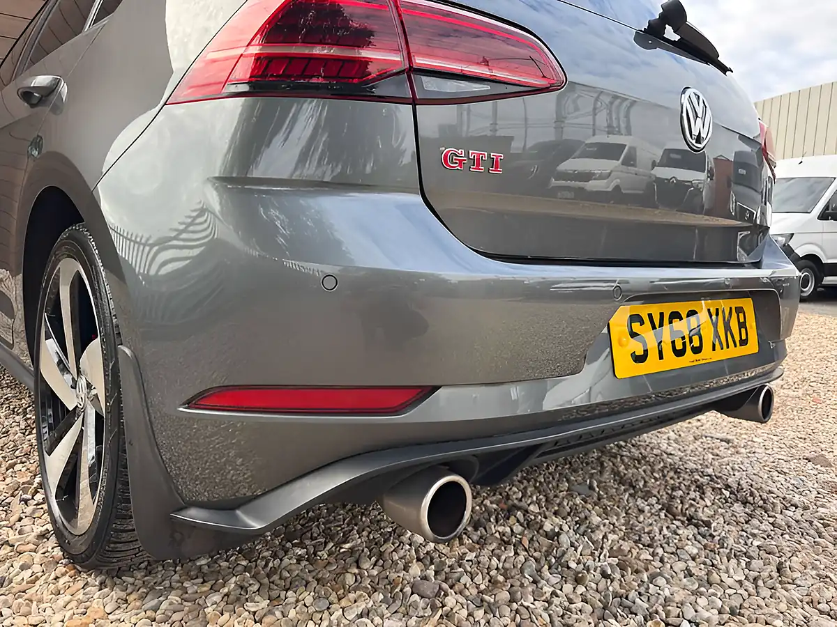 Used 2018 Volkswagen Golf GTI Performance Grey - Interior and Exterior details 6