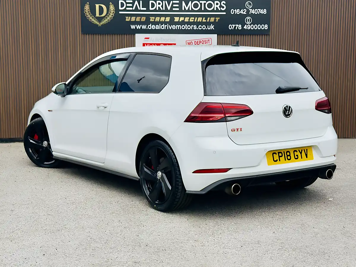 Used 2018 Volkswagen Golf GTI Performance White - Interior and Exterior details 5