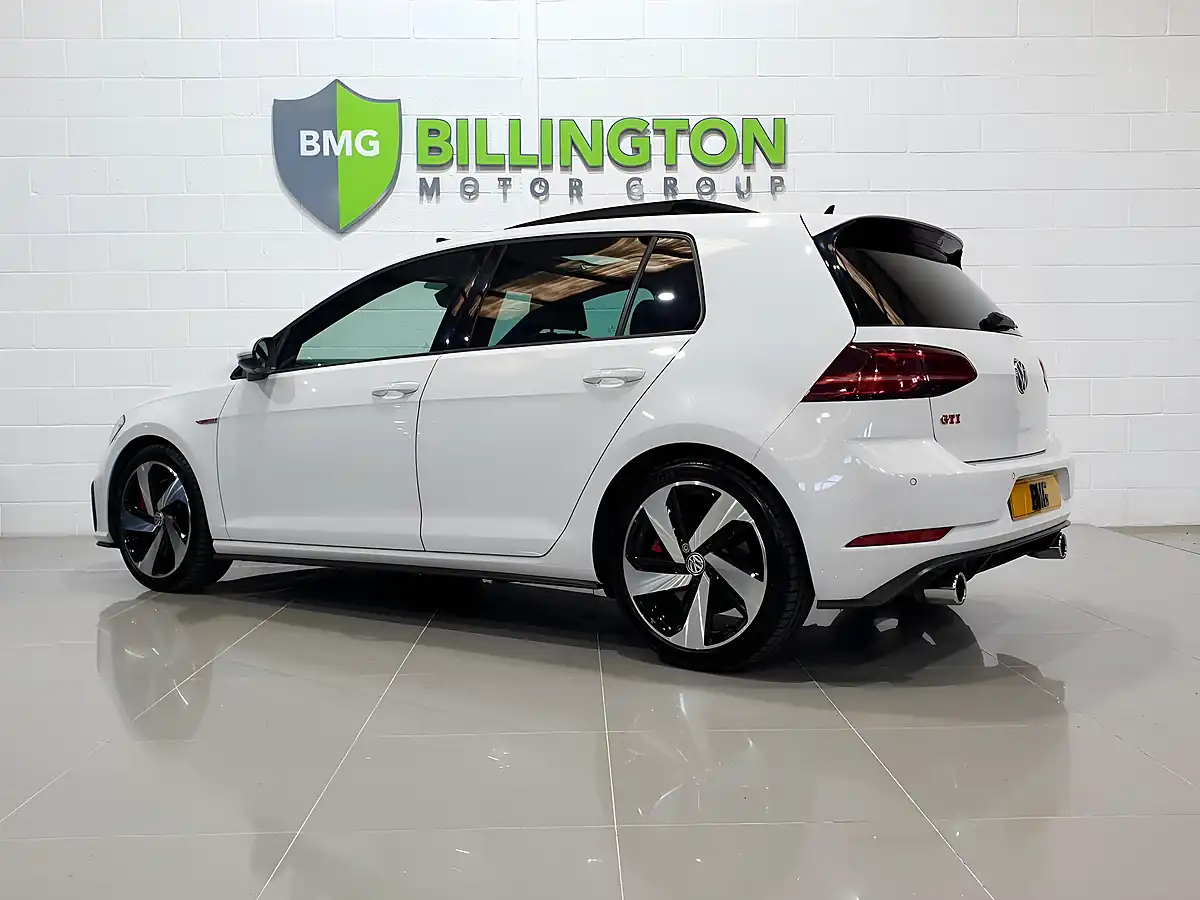 Used 2018 Volkswagen Golf GTI Performance White - Interior and Exterior details 5
