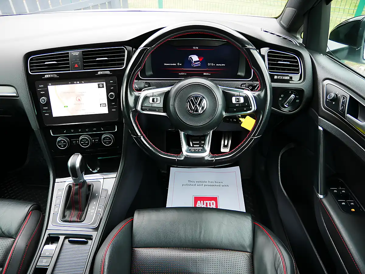 Used 2018 Volkswagen Golf GTI Performance White - Interior and Exterior details 10