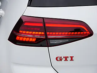 Used 2018 Volkswagen Golf GTI Performance White - Interior and Exterior details 15