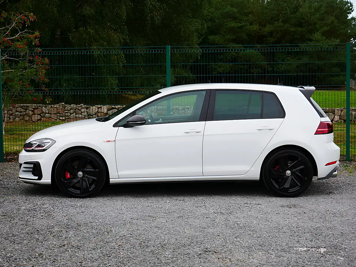 Used 2018 Volkswagen Golf GTI Performance White - Interior and Exterior details 6